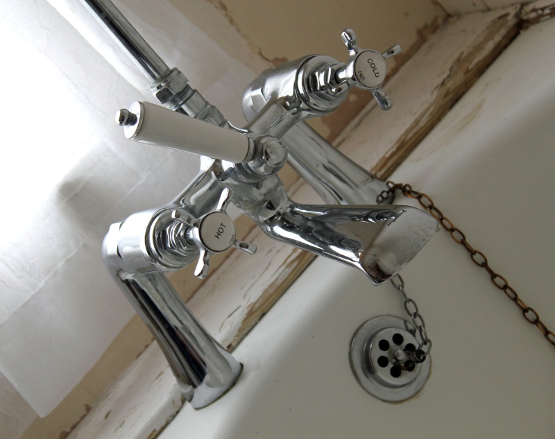 Shower Installation Ewell, Epsom, Stoneleigh, KT17